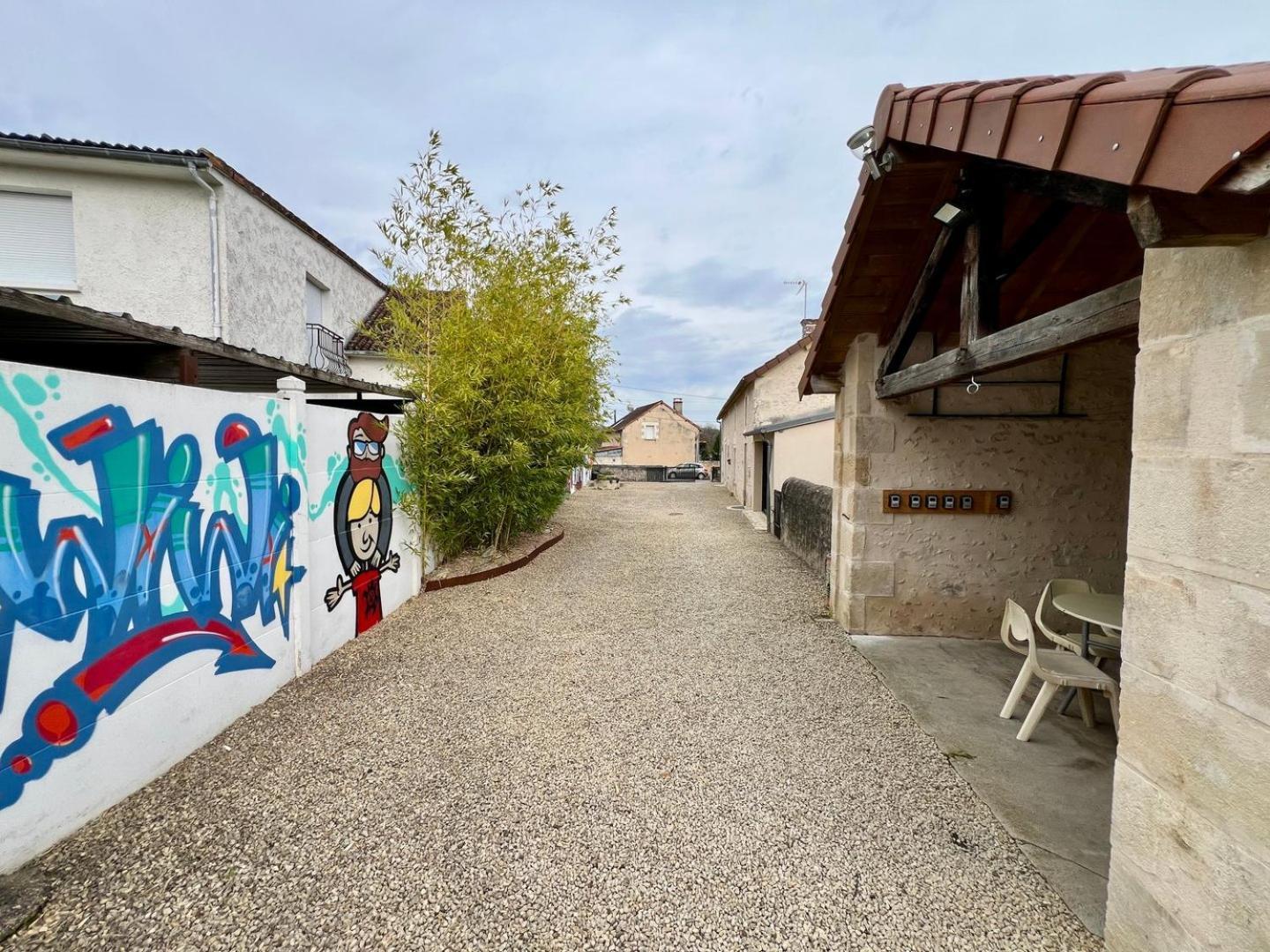 Chez Marcel - Maison 3 Chambres Lussac-les-Châteaux Dış mekan fotoğraf