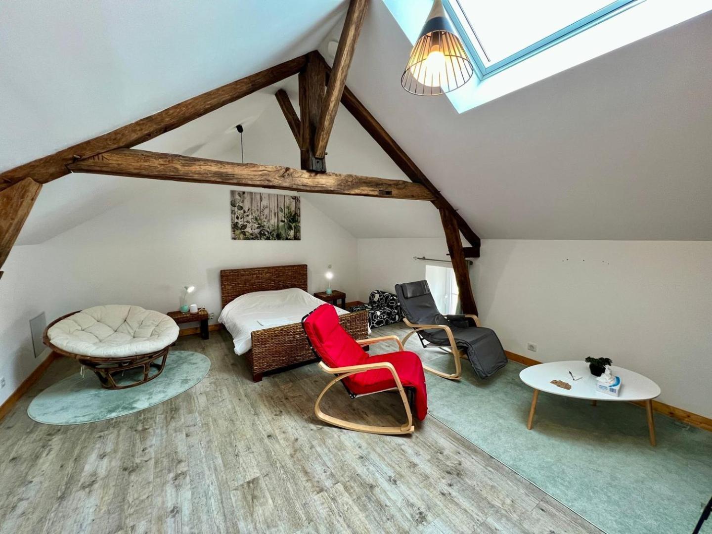Chez Marcel - Maison 3 Chambres Lussac-les-Châteaux Dış mekan fotoğraf